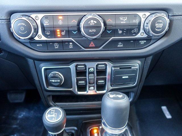new 2025 Jeep Wrangler car, priced at $53,903