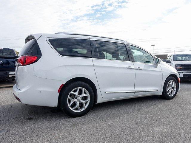 used 2020 Chrysler Pacifica car, priced at $17,440