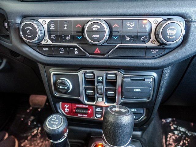 new 2025 Jeep Wrangler car, priced at $52,922
