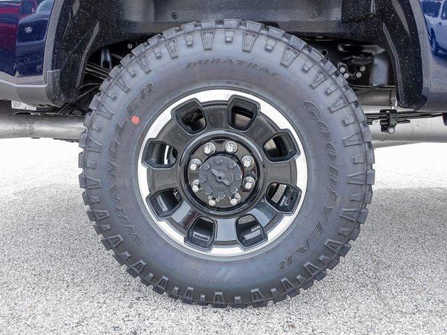 new 2025 Ford F-250 car, priced at $72,104