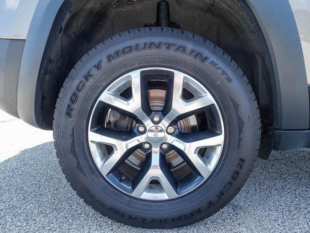 used 2016 Jeep Cherokee car, priced at $12,963