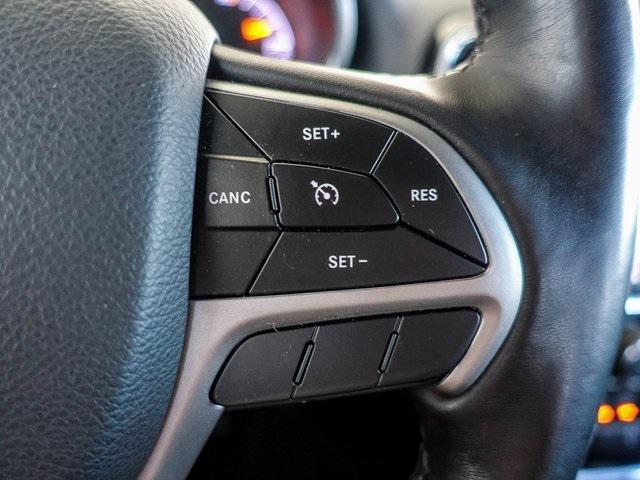 used 2022 Jeep Grand Cherokee car, priced at $25,786