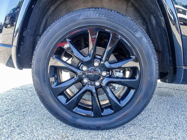 used 2022 Jeep Grand Cherokee car, priced at $25,786