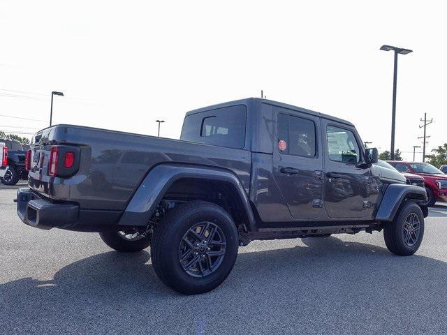 new 2025 Jeep Gladiator car, priced at $45,759