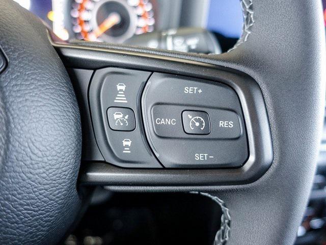 new 2025 Jeep Gladiator car, priced at $45,759