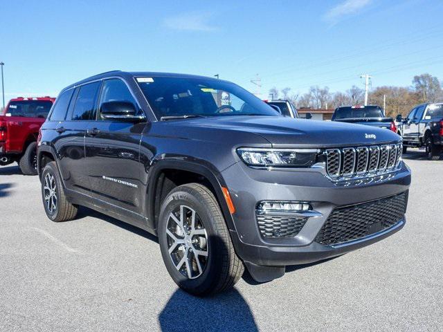 new 2024 Jeep Grand Cherokee car, priced at $45,776