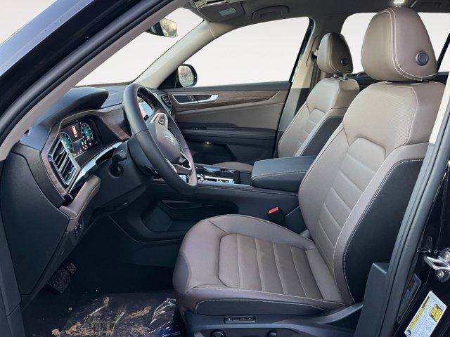 new 2025 Volkswagen Atlas car, priced at $50,851
