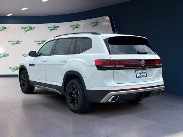 new 2025 Volkswagen Atlas car, priced at $49,306