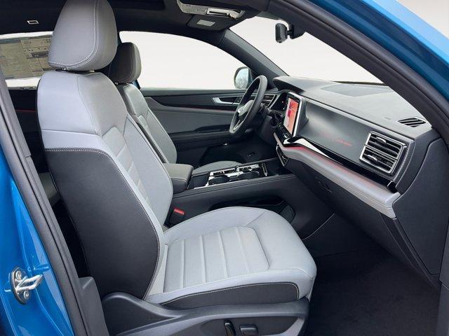 new 2024 Volkswagen Atlas Cross Sport car, priced at $51,721