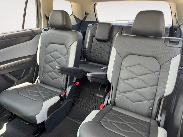 new 2025 Volkswagen Atlas car, priced at $50,456