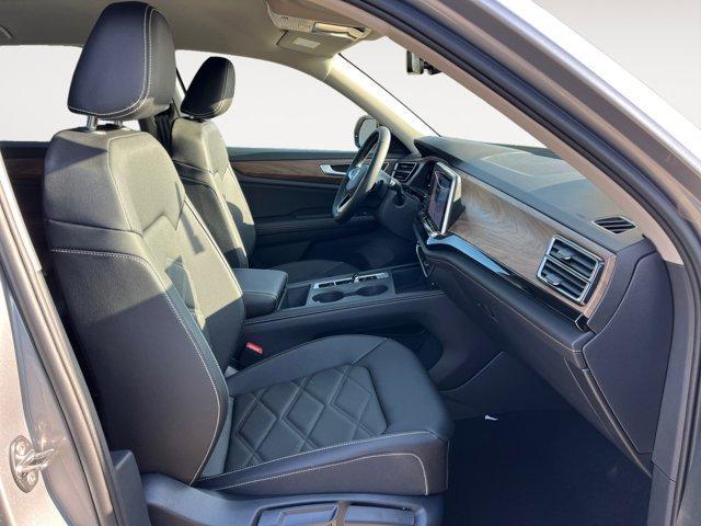 new 2025 Volkswagen Atlas car, priced at $42,535