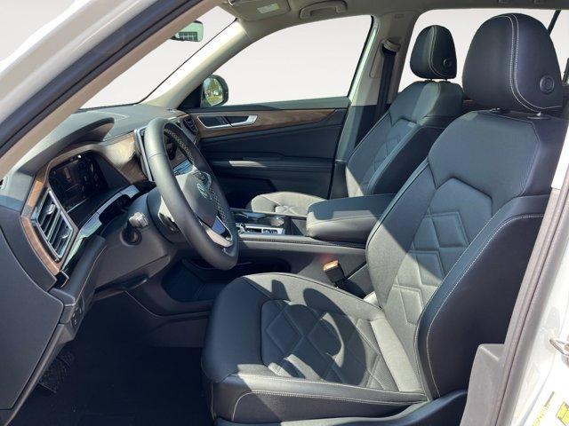 new 2025 Volkswagen Atlas car, priced at $49,010