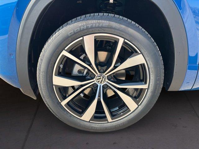 new 2025 Volkswagen Atlas car, priced at $55,856