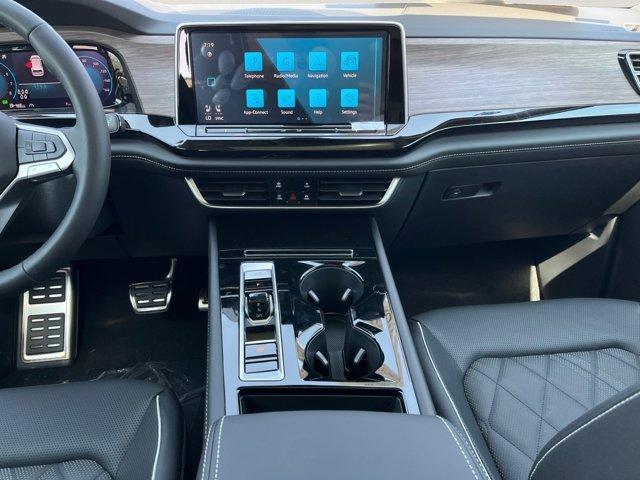 new 2025 Volkswagen Atlas car, priced at $55,856