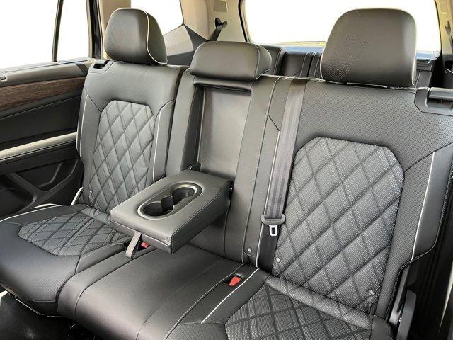 new 2025 Volkswagen Atlas car, priced at $55,856