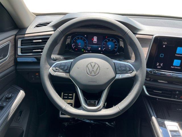 new 2025 Volkswagen Atlas car, priced at $55,856
