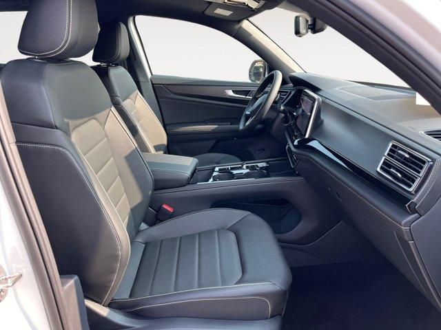 new 2024 Volkswagen Atlas Cross Sport car, priced at $52,116