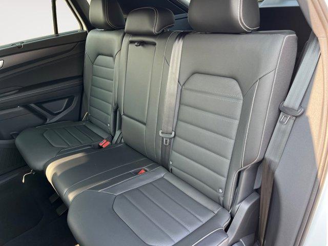 new 2024 Volkswagen Atlas Cross Sport car, priced at $52,116