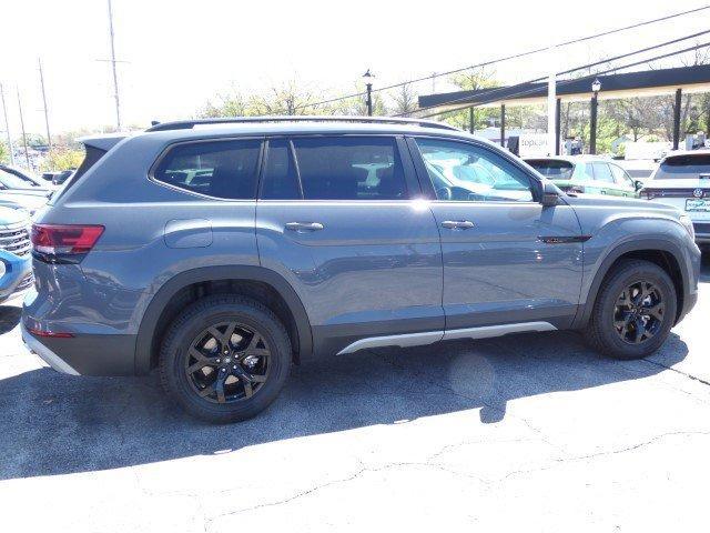 new 2025 Volkswagen Atlas car, priced at $49,531