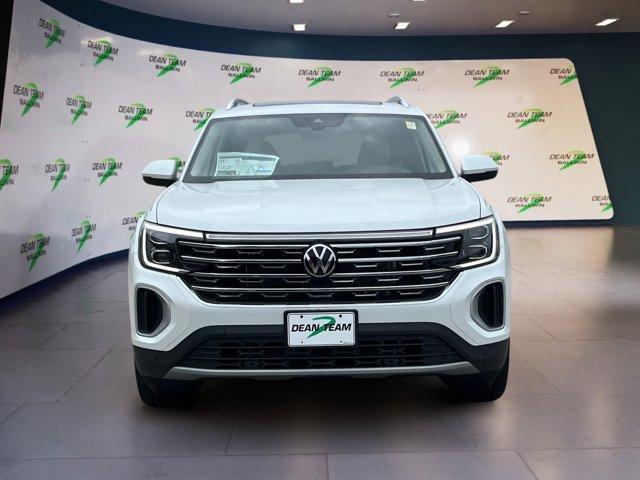 new 2025 Volkswagen Atlas car, priced at $51,306