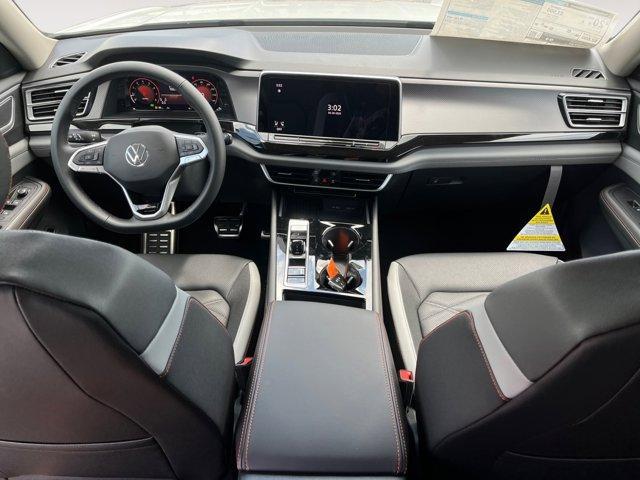 new 2025 Volkswagen Atlas car, priced at $50,001