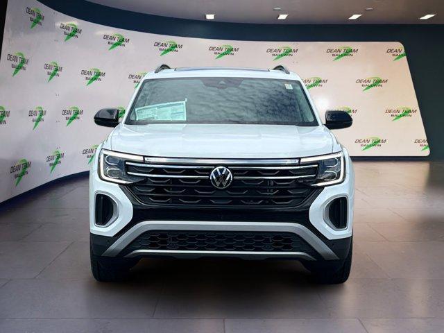 new 2025 Volkswagen Atlas car, priced at $50,001