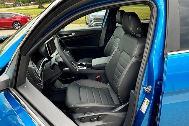 new 2024 Volkswagen Atlas Cross Sport car, priced at $51,721