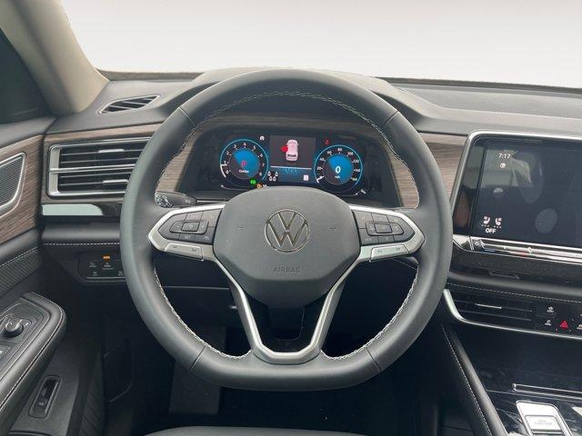 new 2025 Volkswagen Atlas car, priced at $52,001