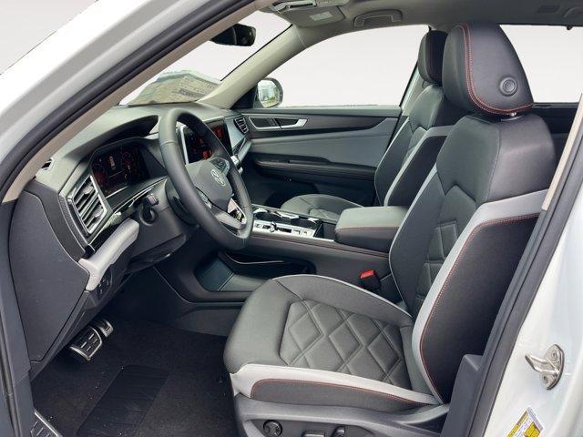 new 2025 Volkswagen Atlas car, priced at $49,306