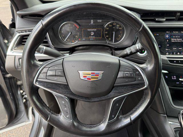 used 2021 Cadillac XT5 car, priced at $24,999
