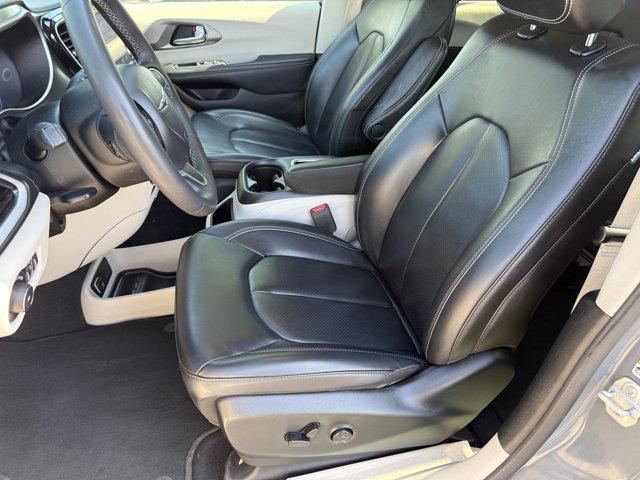 used 2023 Chrysler Pacifica car, priced at $21,999