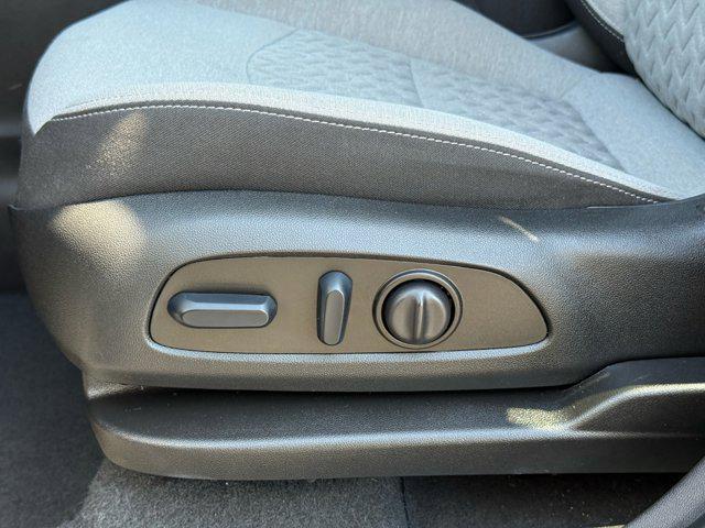 used 2023 Chevrolet Equinox car, priced at $19,999