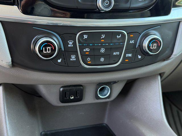 used 2020 Chevrolet Traverse car, priced at $23,999