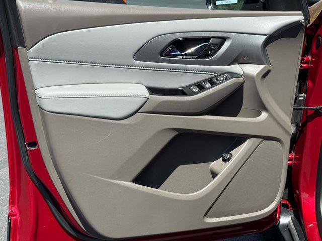 used 2020 Chevrolet Traverse car, priced at $23,999