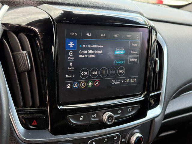 used 2023 Chevrolet Traverse car, priced at $29,999