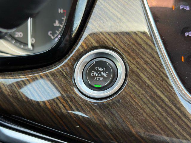used 2021 Cadillac XT6 car, priced at $30,999