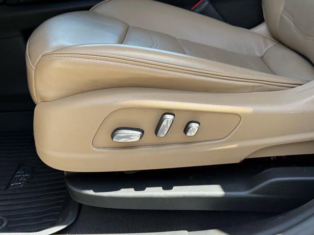 used 2021 Cadillac XT6 car, priced at $30,999