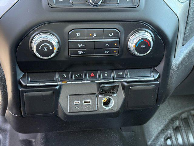 used 2022 GMC Sierra 1500 car, priced at $32,999