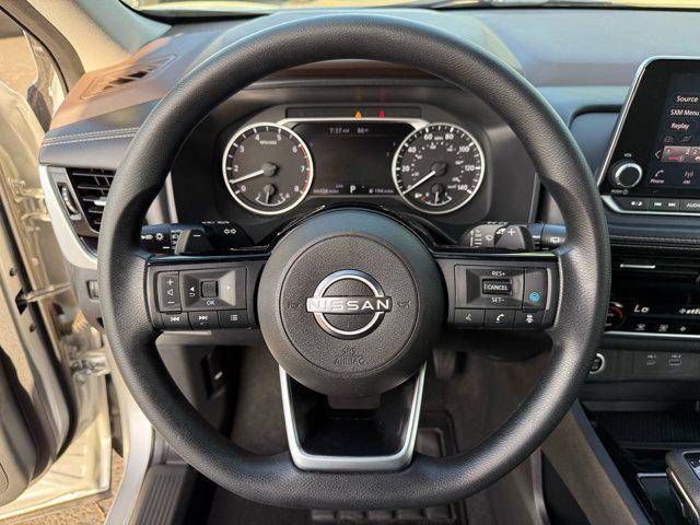 used 2022 Nissan Rogue car, priced at $18,999