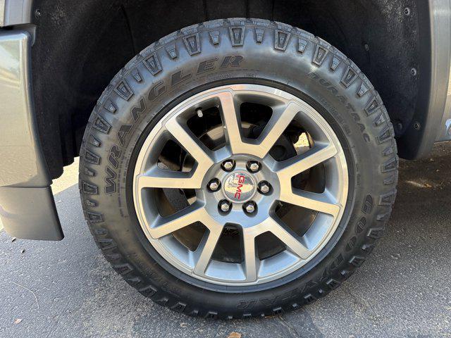 used 2018 GMC Sierra 1500 car, priced at $32,999