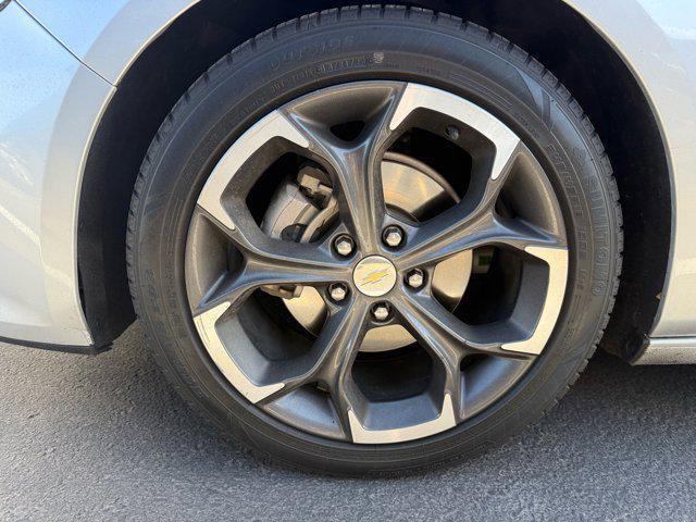 used 2022 Chevrolet Malibu car, priced at $17,999