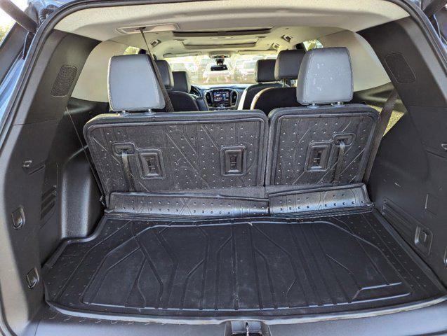 used 2021 Chevrolet Traverse car, priced at $27,999