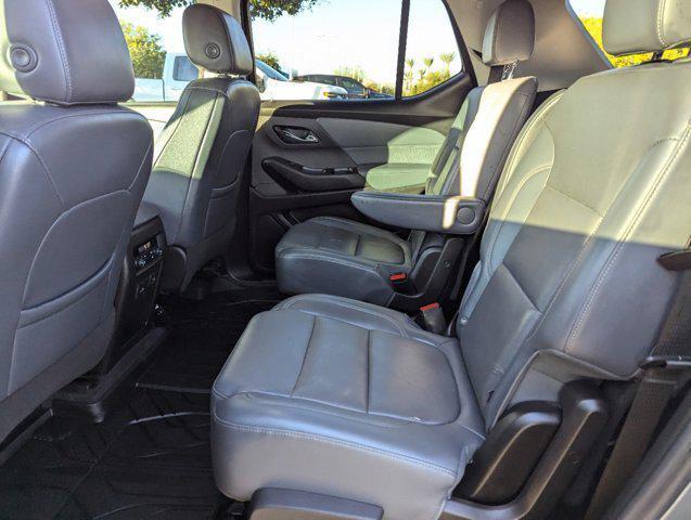 used 2021 Chevrolet Traverse car, priced at $27,999