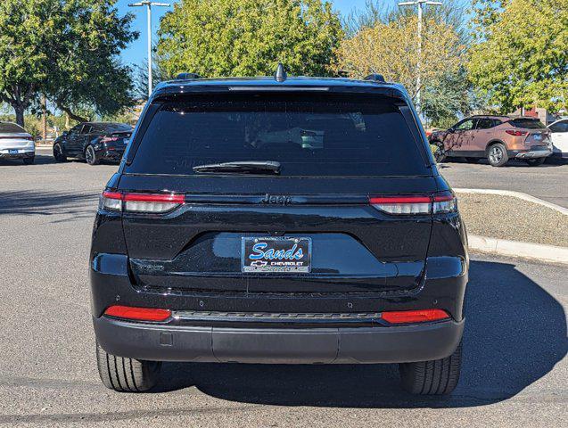 used 2024 Jeep Grand Cherokee car, priced at $35,999