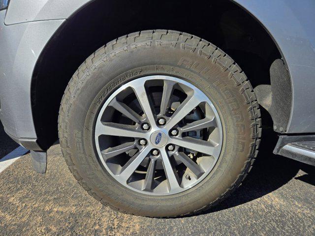 used 2020 Ford Expedition Max car, priced at $27,999