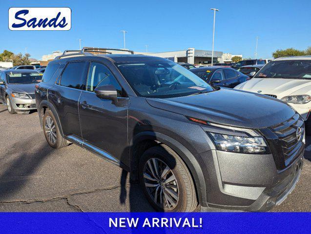 used 2022 Nissan Pathfinder car, priced at $32,999