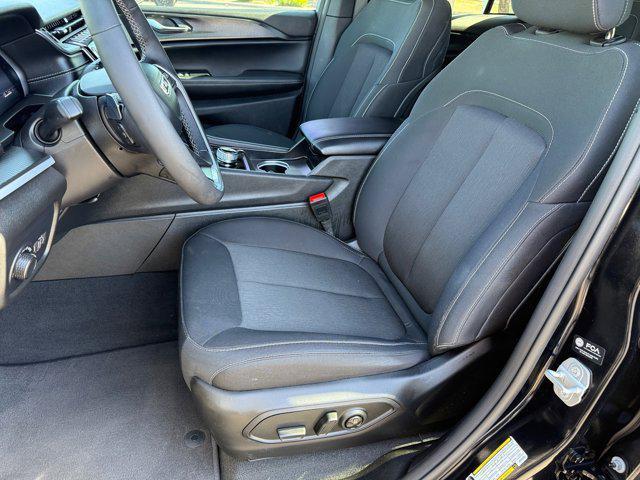 used 2024 Jeep Grand Cherokee car, priced at $29,999