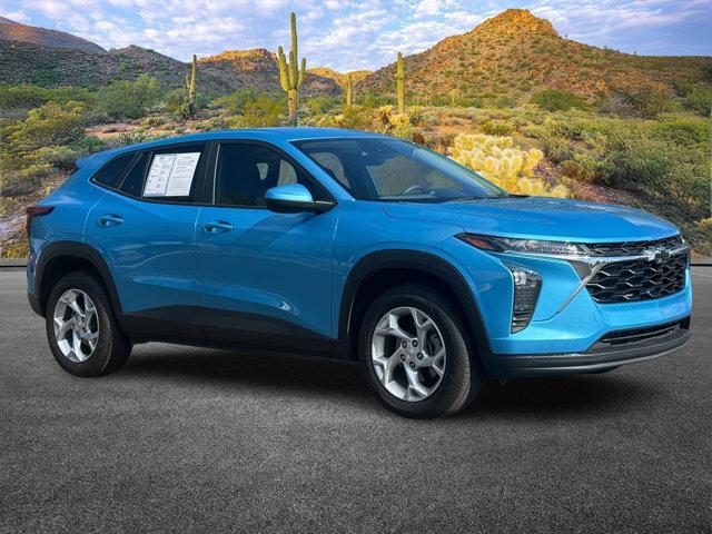 used 2025 Chevrolet Trax car, priced at $20,999