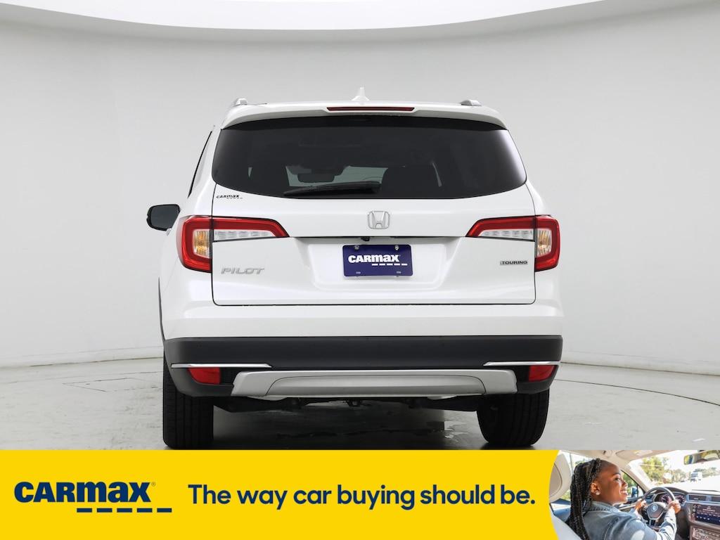 used 2022 Honda Pilot car, priced at $36,998
