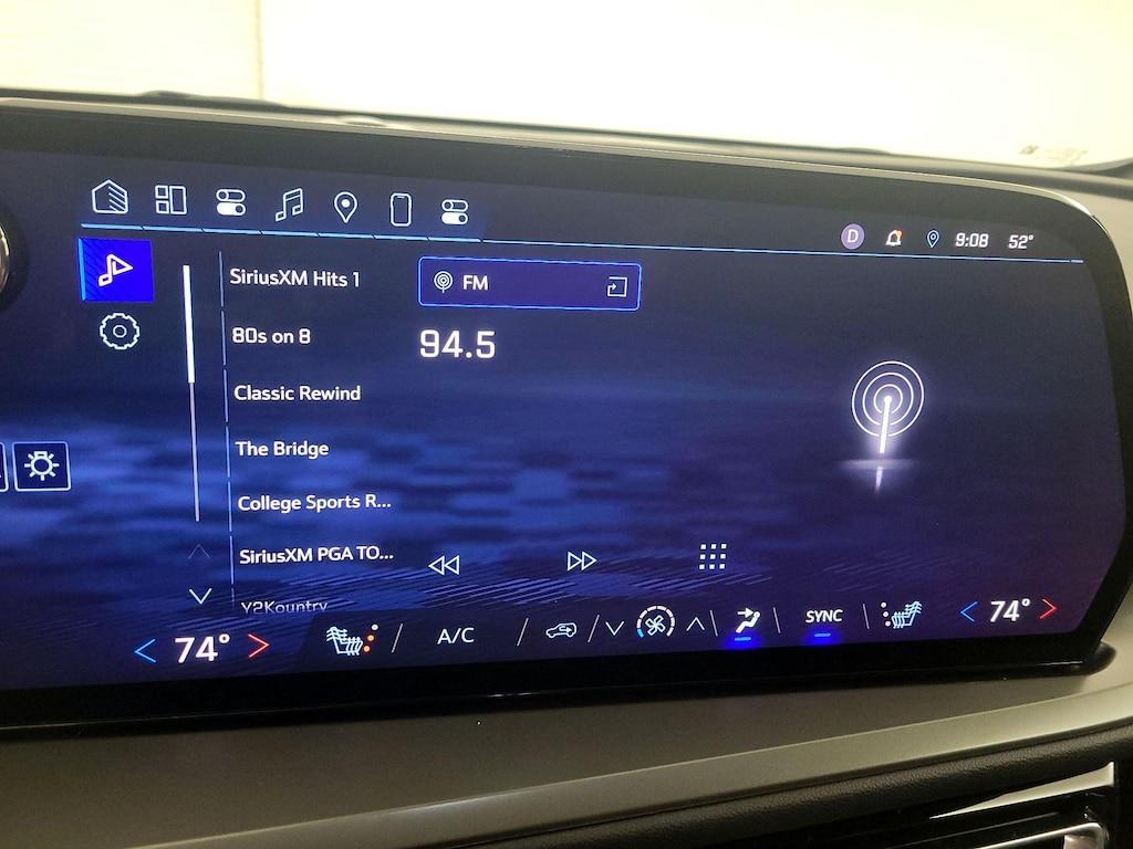 used 2025 Chevrolet Traverse car, priced at $38,998